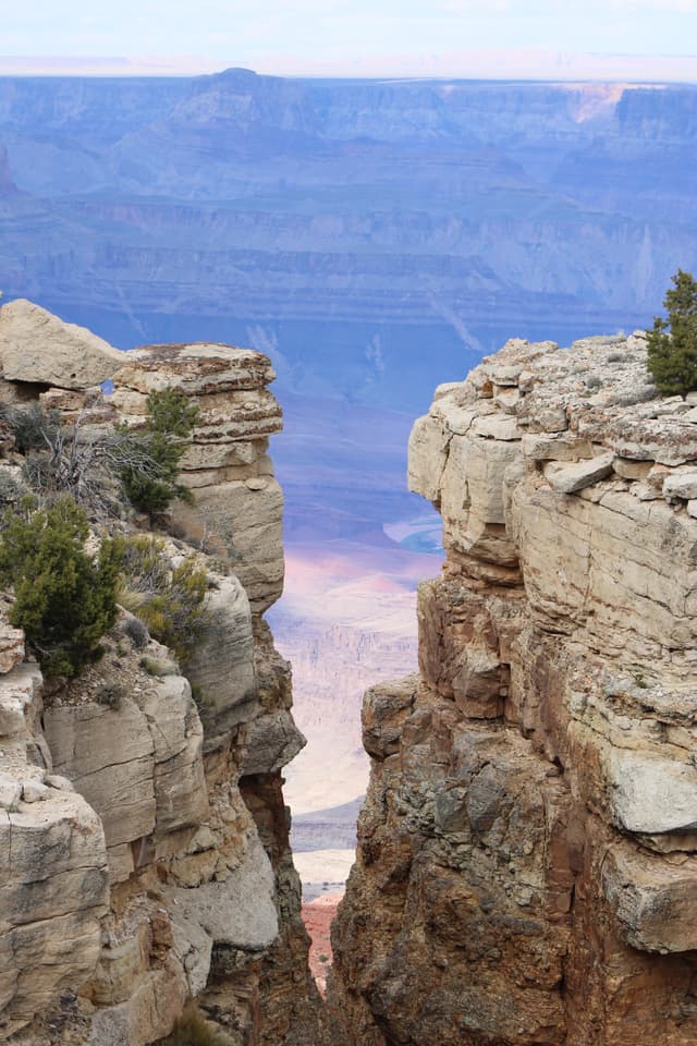 Canyon V