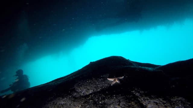 Wormhole Cavern